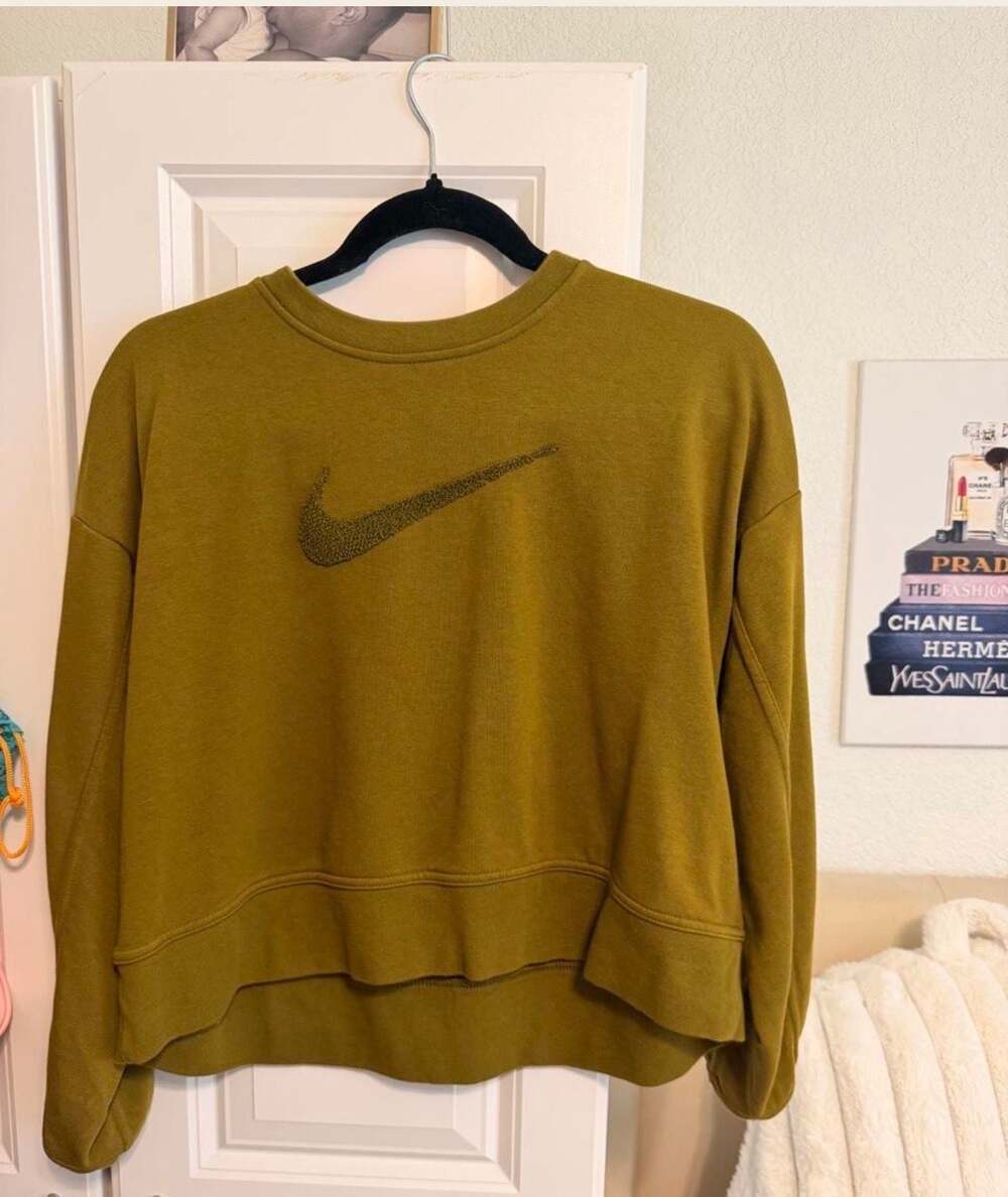 Nike Women's Olive Green Oversized Cropped Sweatshirt - SMALL